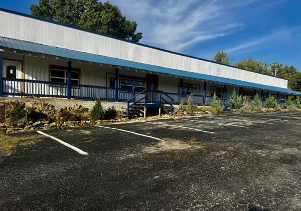 9310 E State Highway 76, Branson West, MO 65737