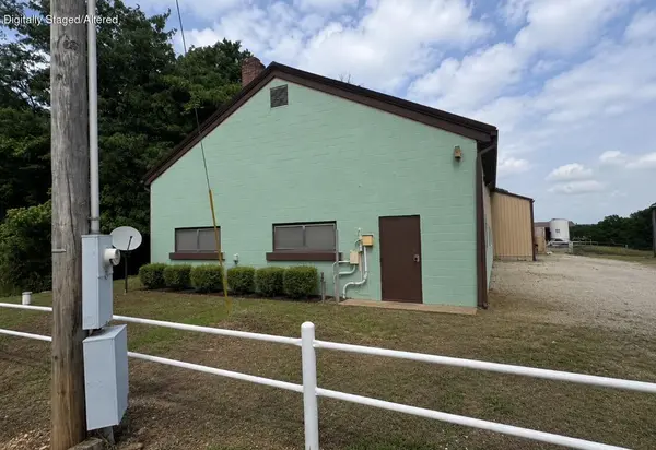 000 Oo Highway, Thayer, MO 65791