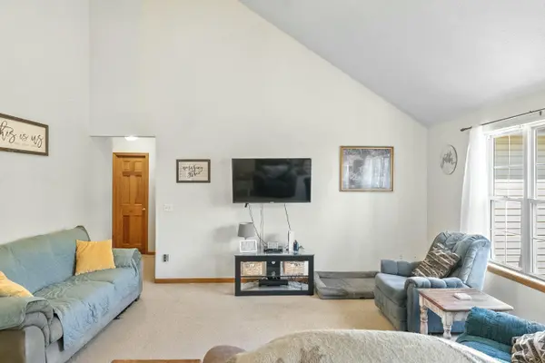2790 S Hartford AVE, Bolivar, MO 65613
