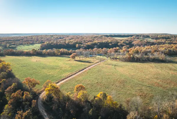 6601 County Line Road, Graff, MO 65660