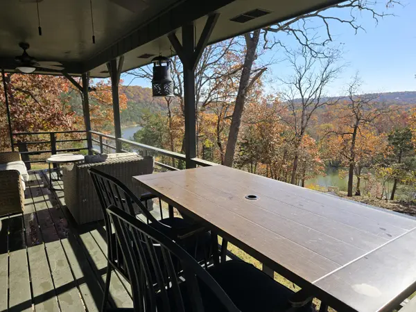 512 Dry Creek DR, Cape Fair, MO 65624