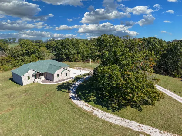 635 Bass Hollow RD, Galena, MO 65656