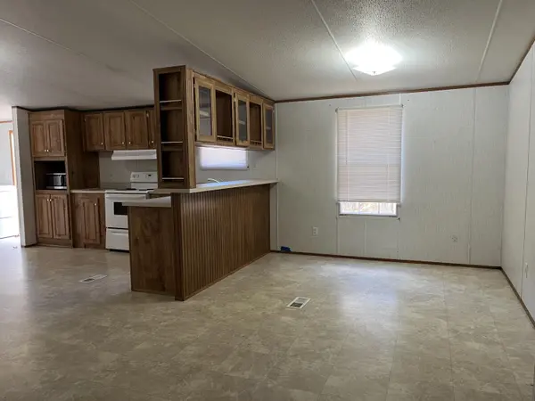 371 Post Oak RD, Seligman, MO 65745