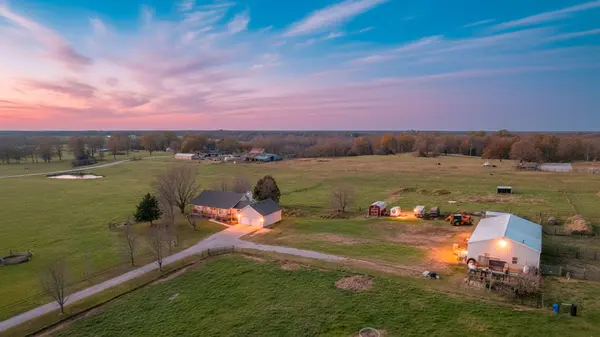 12958 W Farm Road 114, Bois D Arc, MO 65612