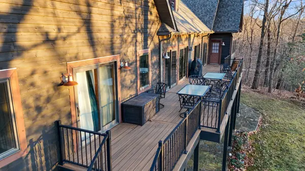 22011 Coyote Ridge Road, Cassville, MO 65625