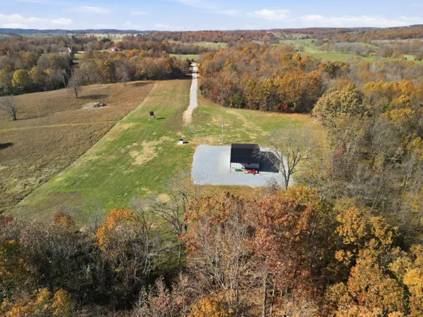 170 Ee HWY, Thayer, MO 65791