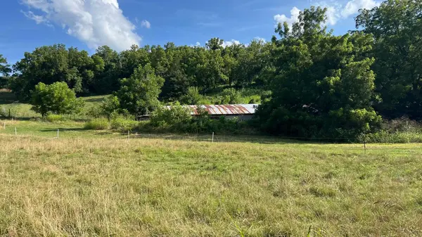 1067 Farm Road 2170, Exeter, MO 65647