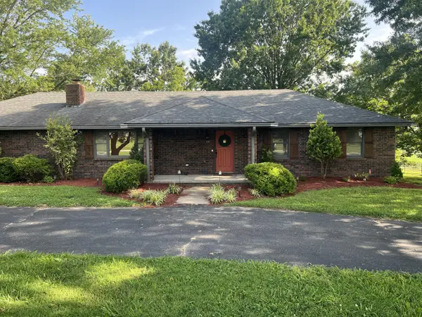 598 Scenic View RD, Ozark, MO 65721