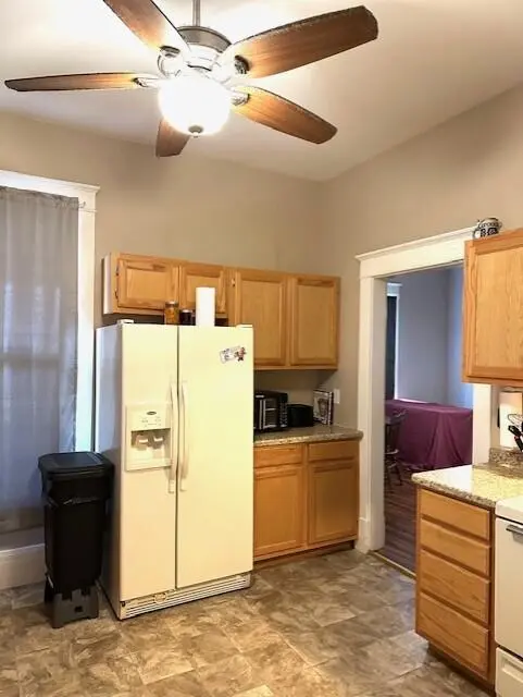 939 N Lynn ST, Nevada, MO 64772