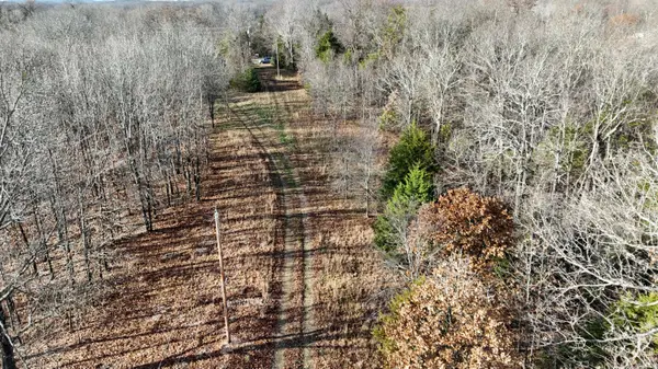 000 Farm Road 1150, Cassville, MO 65625