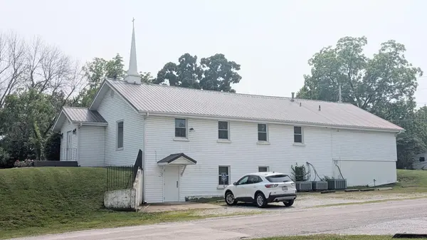 600 S Grand AVE, El Dorado Springs, MO 64744