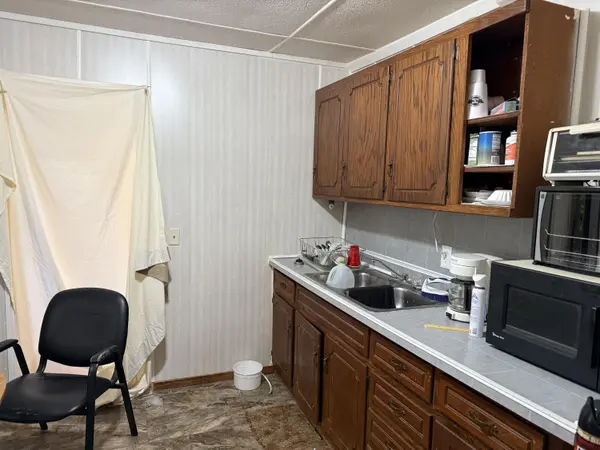 504 W Maddux ST, Branson, MO 65616