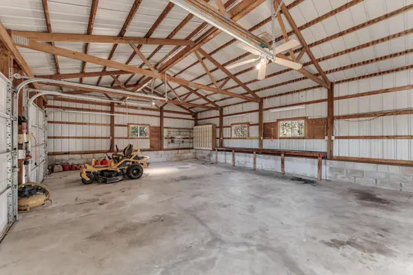 1511 State Highway U, Protem, MO 65733