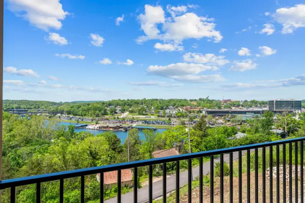 000 Glasswater Condominiums, Branson, MO 65616