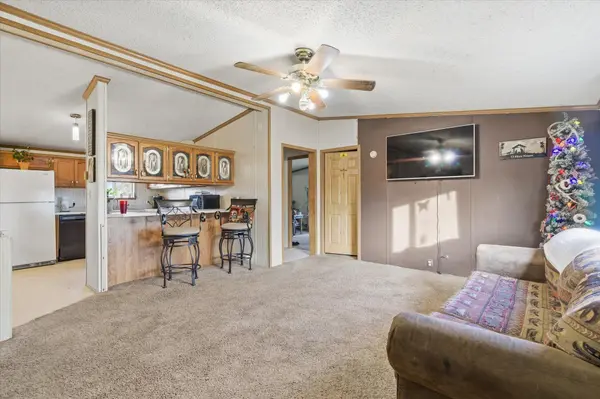 551 E Dunkle ST, Everton, MO 65646