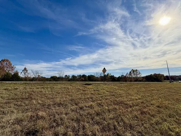 000 Hwy 63, Houston, MO 65483