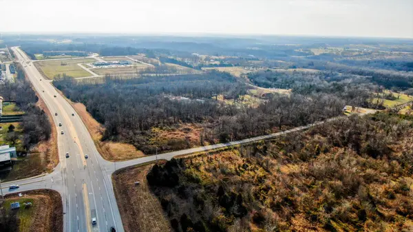 3940 S Farm Road 123, Springfield, MO 65807
