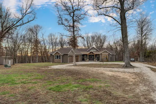 3294 W Farm Road 2, Brighton, MO 65617