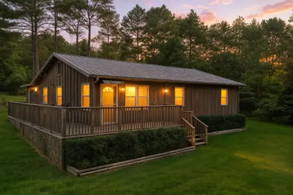 19 Nellie LN, Lampe, MO 65681