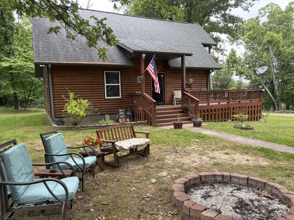 200 Indian Hills LN, Kimberling City, MO 65686