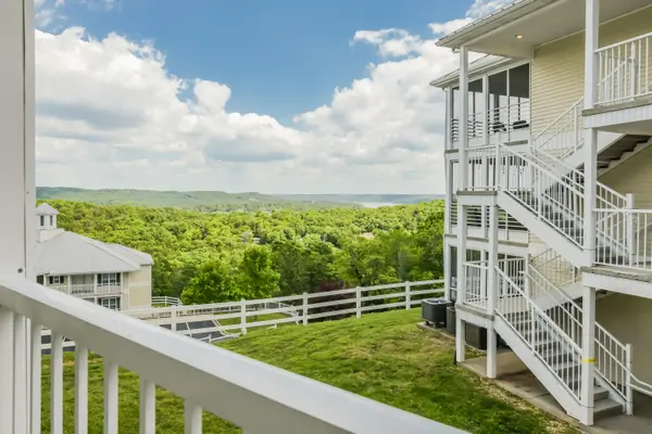 635 Ozark Mountain Resort Drive #115, Kimberling City, MO 65686
