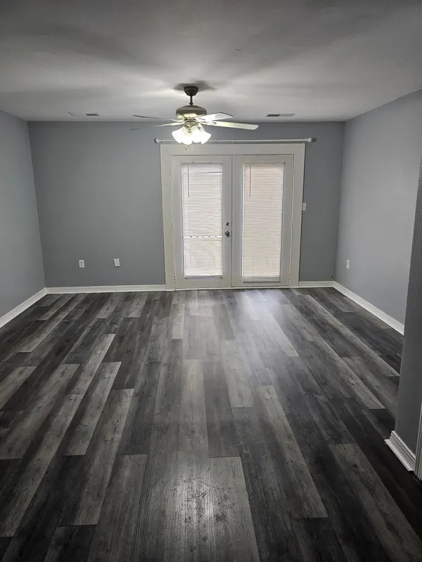 195 Toni LN #3 (C), Branson, MO 65616