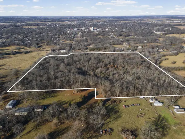 Se Lot E Pine St, Butler, MO 64730