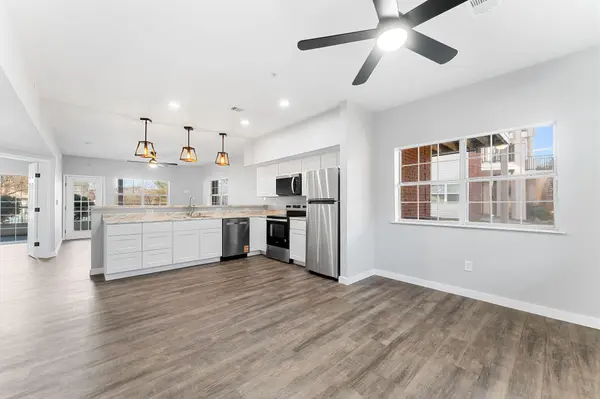 2800 Green Mountain Drive #112, Branson, MO 65616