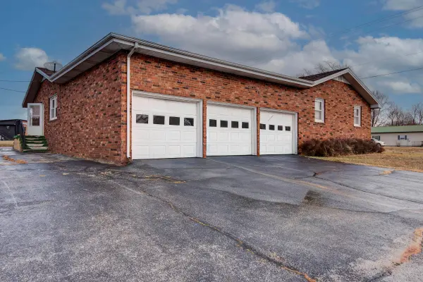 309 S Miller RD, Willard, MO 65781