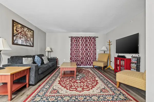 2904 Vineyards Pkwy #1, Branson, MO 65616
