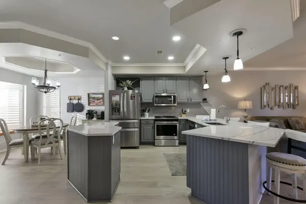 200 Glory RD #D3, Branson, MO 65616