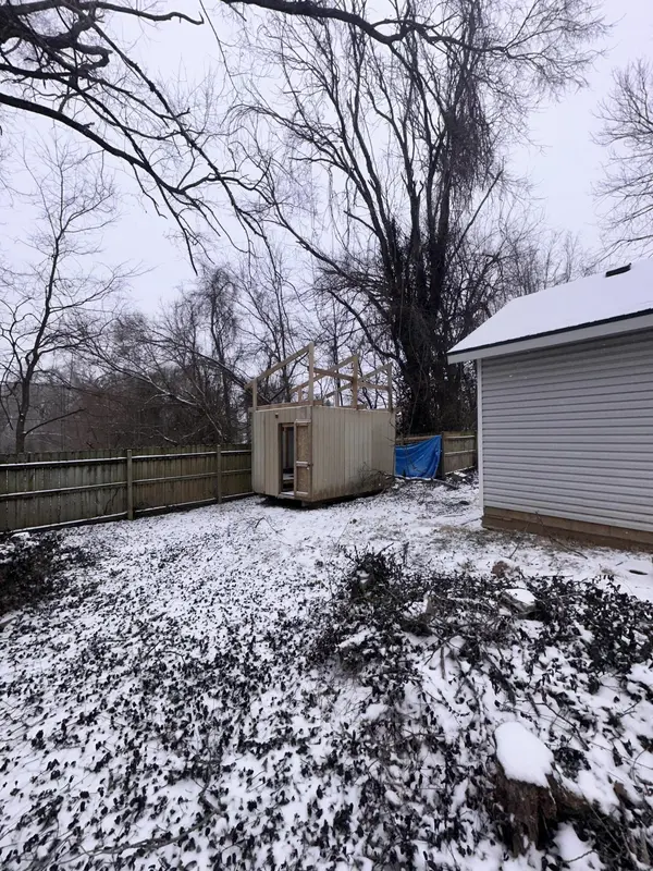 1105 S Overhill AVE, Springfield, MO 65802