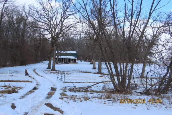 251 Durington RD, Buffalo, MO 65622