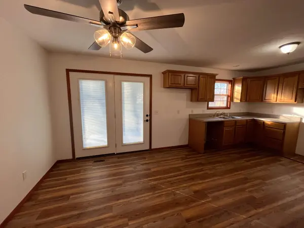 414 Regina AVE, Thayer, MO 65791