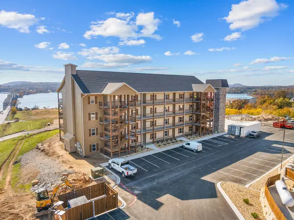 74 Bridgewater LOOP ##4, Kimberling City, MO 65686