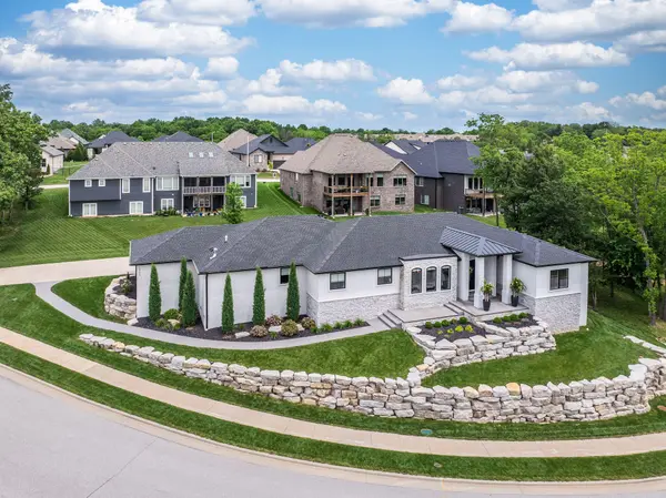 3705 E Cypress ST, Springfield, MO 65802