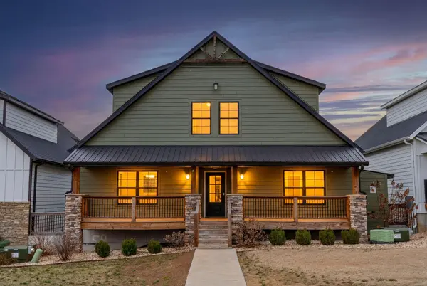 161 Branson Cove BLVD #59, Hollister, MO 65672
