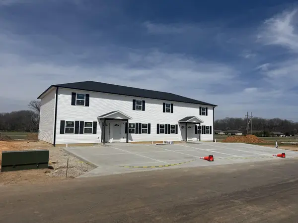 2812 Burke AVE, West Plains, MO 65775