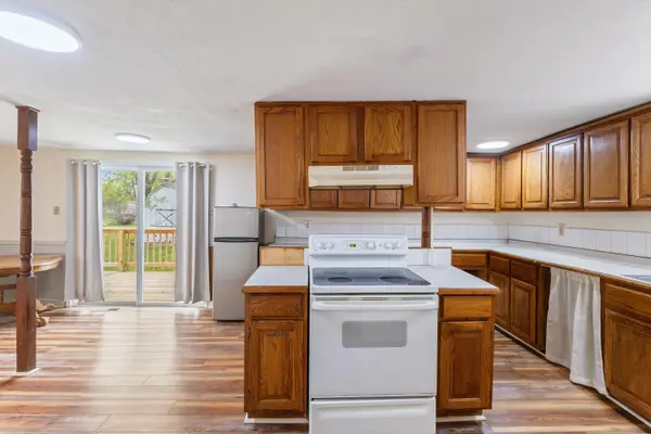1015 Harold ST, Cassville, MO 65625