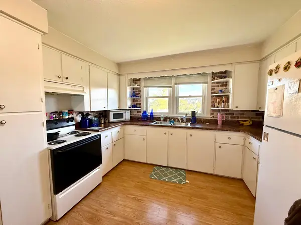 408 S 2nd ST, Houston, MO 65483
