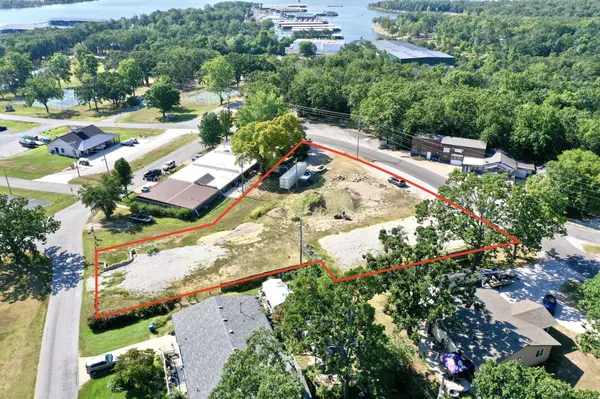 65 Marina WAY, Kimberling City, MO 65686