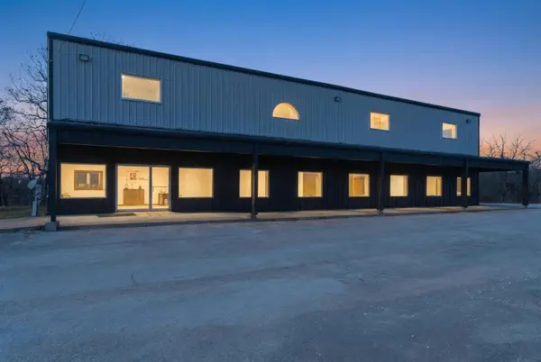 10923 State Highway 176, Walnut Shade, MO 65771