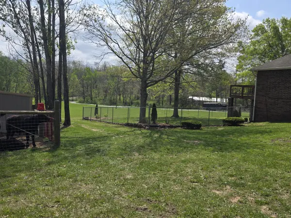 1950 State Highway B, Mansfield, MO 65704