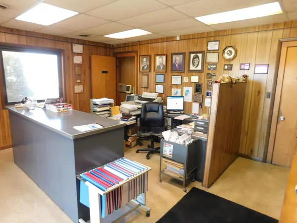 115 W Dairy ST, Monett, MO 65708