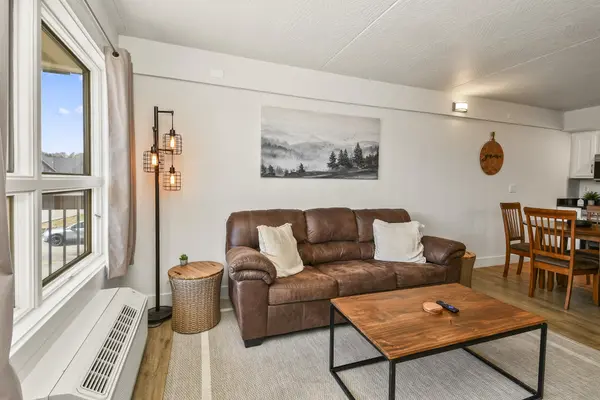 403 Veterans BLVD #202, Branson, MO 65616