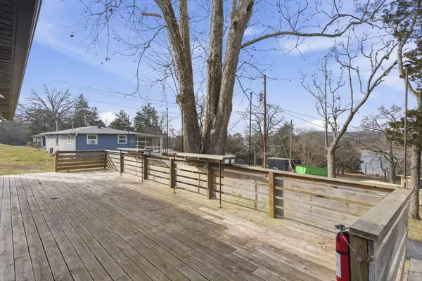 98 Holiday Hideaway CT #1 & 2, Kimberling City, MO 65686