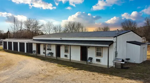 19265 U.S-54, Wheatland, MO 65779