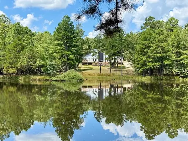 16444 Freedom RD, Willow Springs, MO 65793