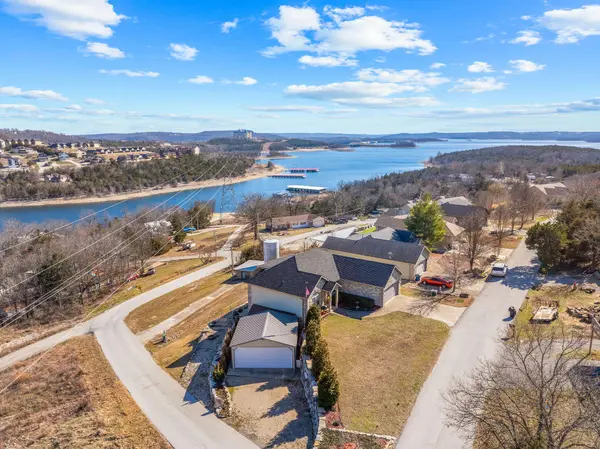 762 Showplace Gateway, Branson, MO 65616