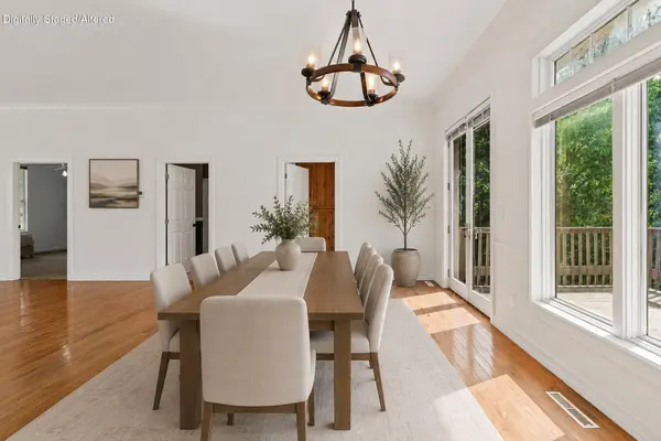 117 Chelsea LN, Clever, MO 65631